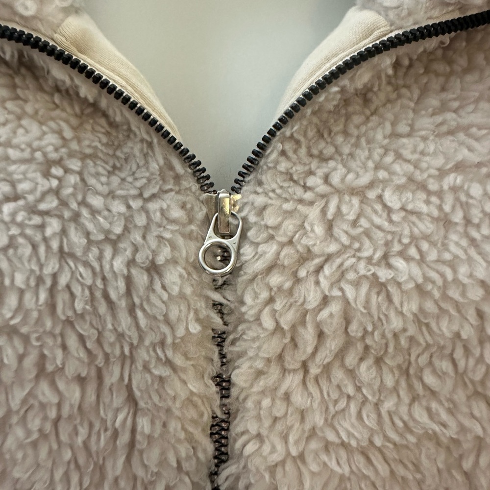 Lululemon Athletica Cream Teddy Jacket size 8 - Picture 8 of 11